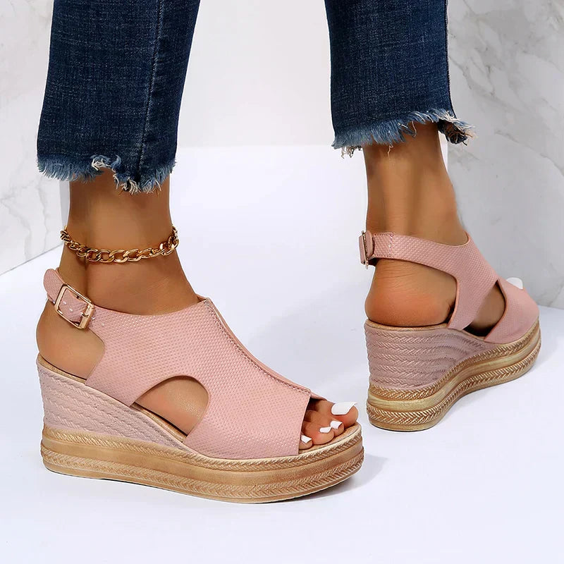 Damen-Plateausandalen mit Schnalle