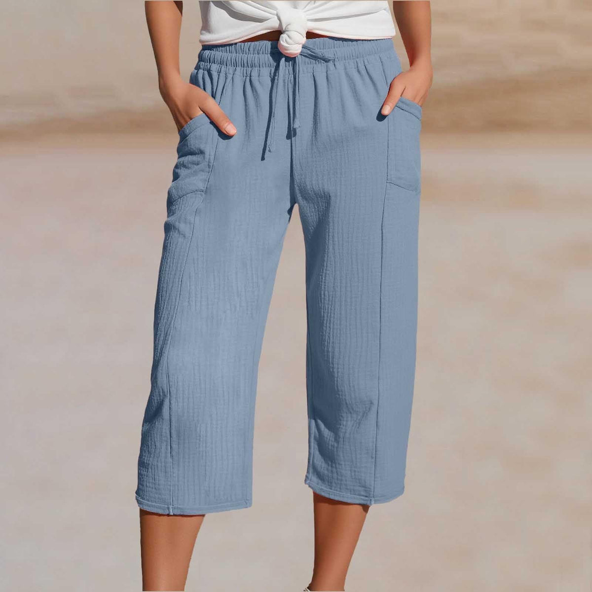 Einfarbige Shorts aus Baumwoll-Leinen-Mix mit Falten für Damen