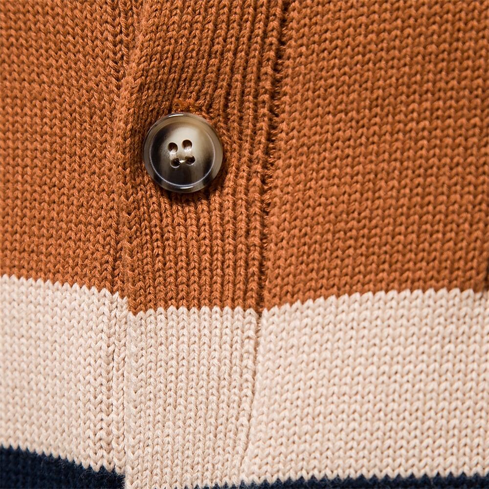Herren Strickjacke aus Baumwolle mit Stehkragen und kontrastierenden Streifen