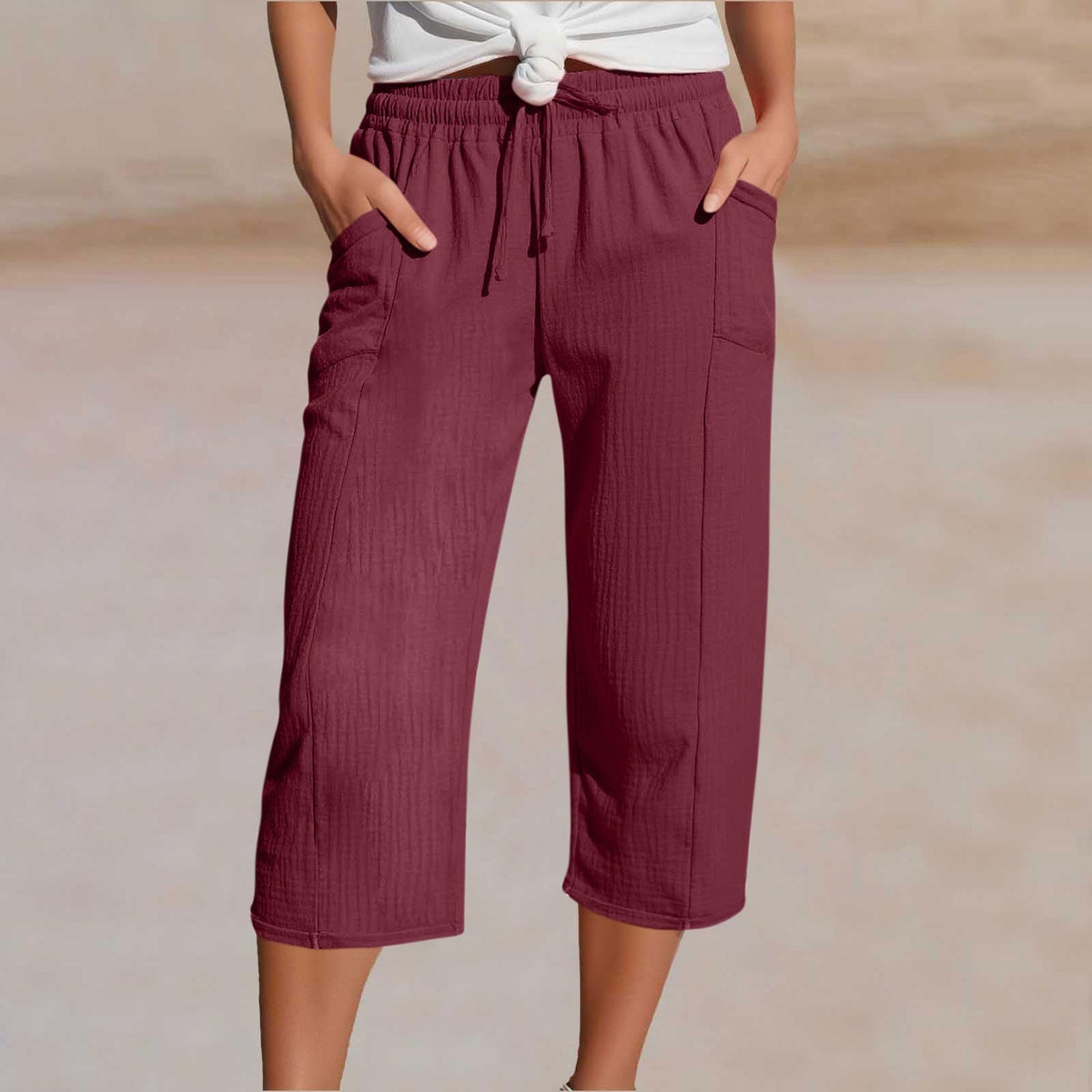 Einfarbige Shorts aus Baumwoll-Leinen-Mix mit Falten für Damen