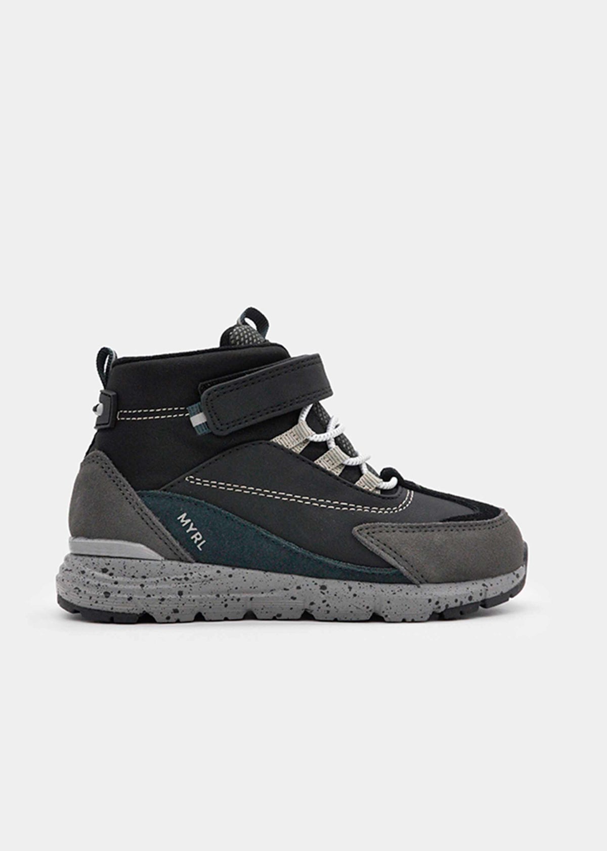 Jungenstiefel