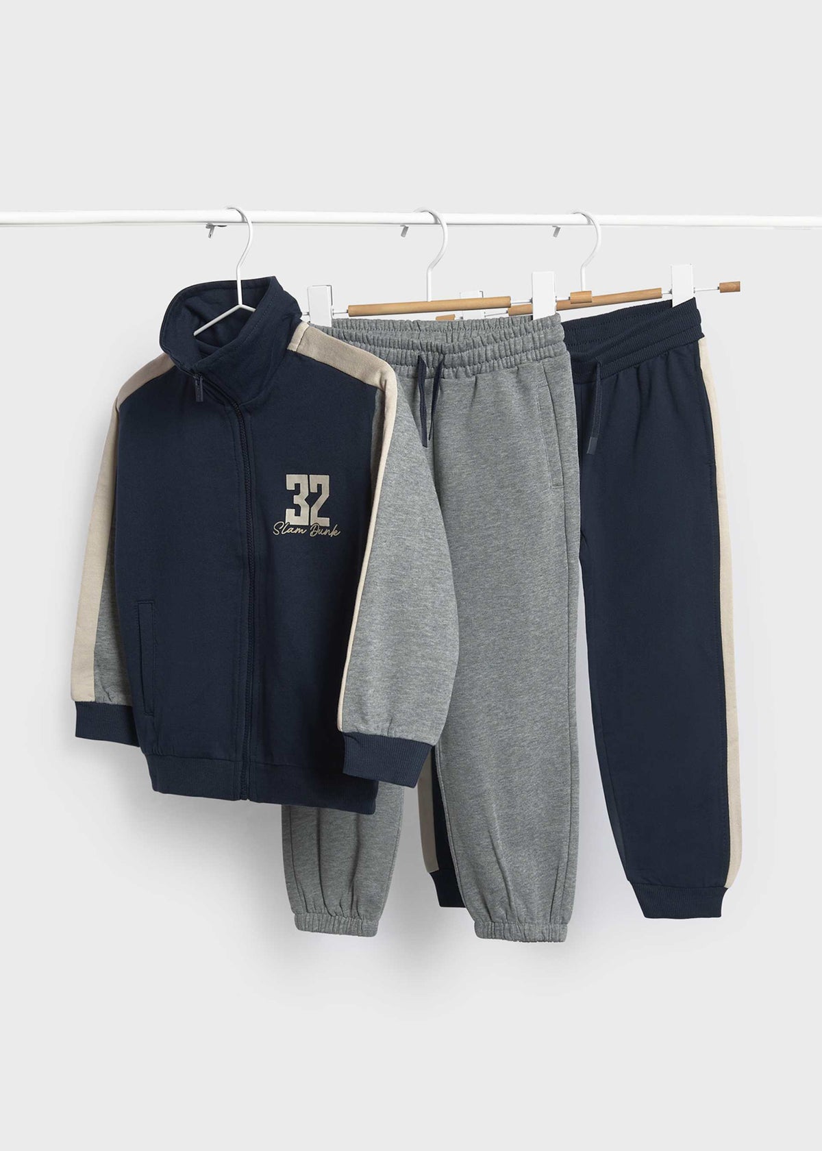 Jungen-Trainingsanzug, 2 kontrastierende Hosen