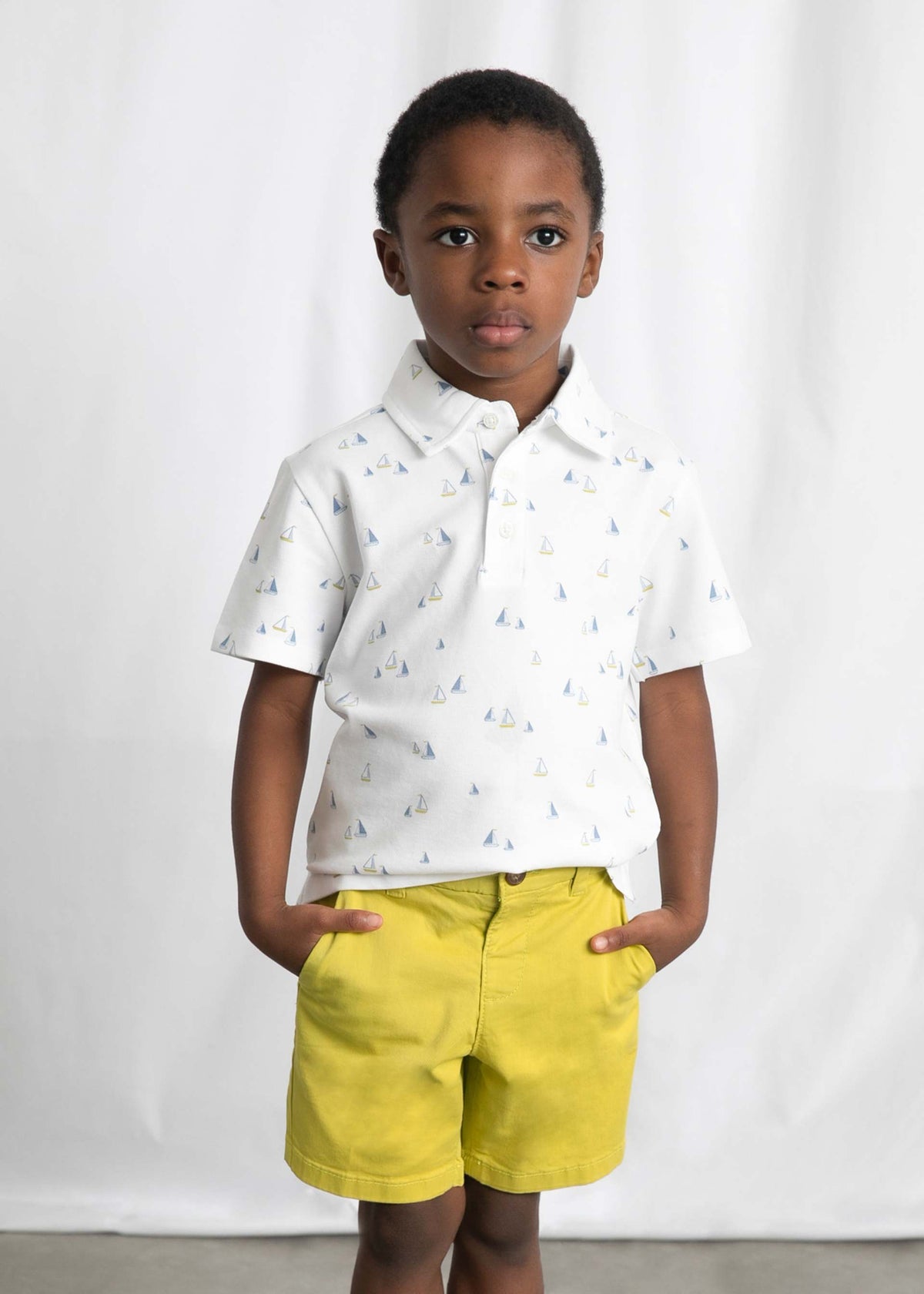 Boys basic bermuda twill shorts