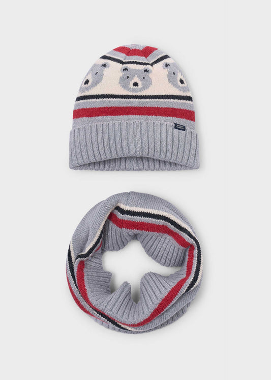 Boy's hat and scarf set