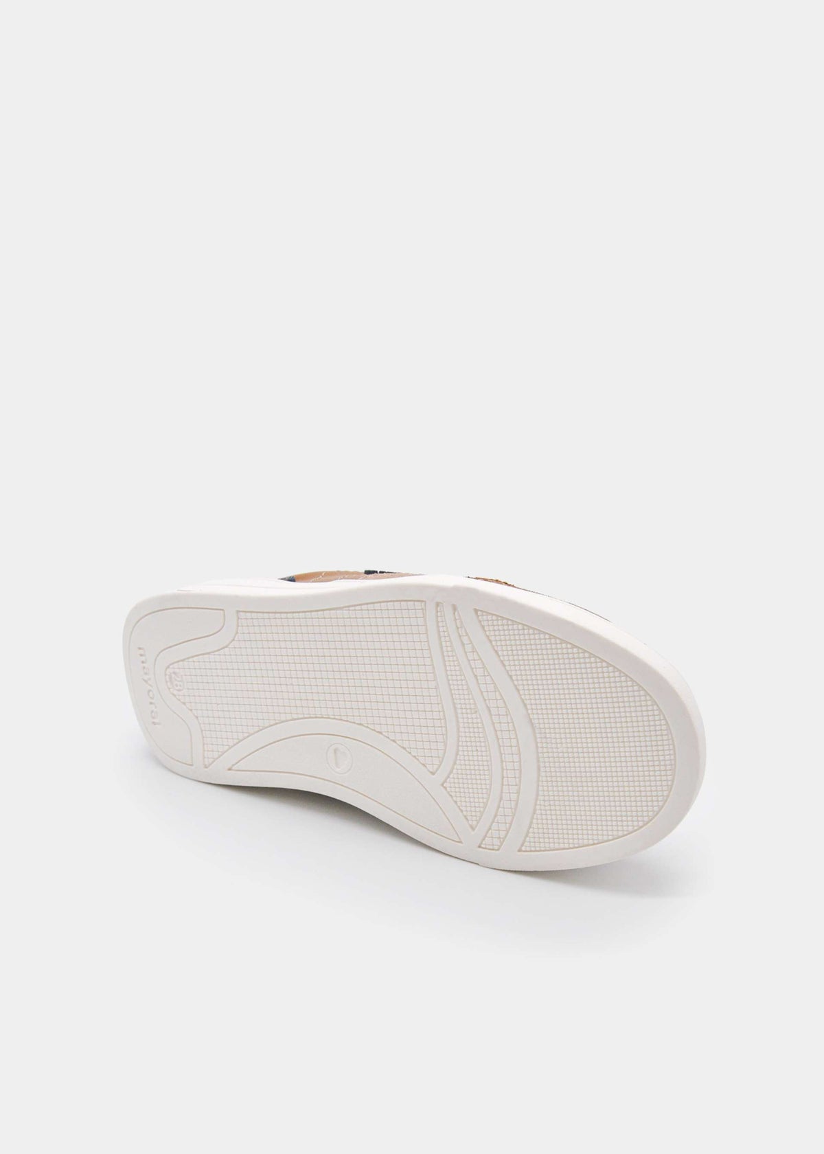 Boys' trainers