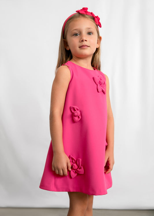 Festliches Mädchenkleid mit Blumenapplikation