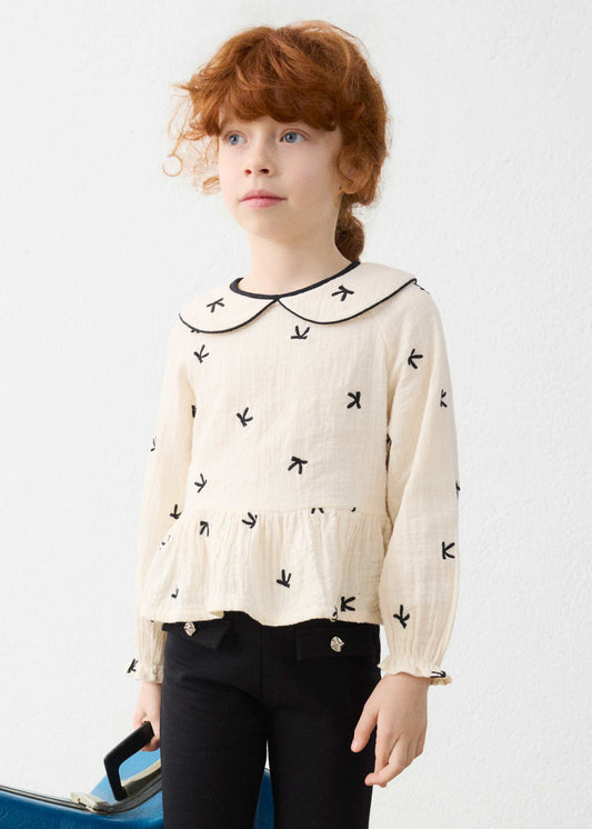 Bluse für Mädchen mit gestickten Schleifen