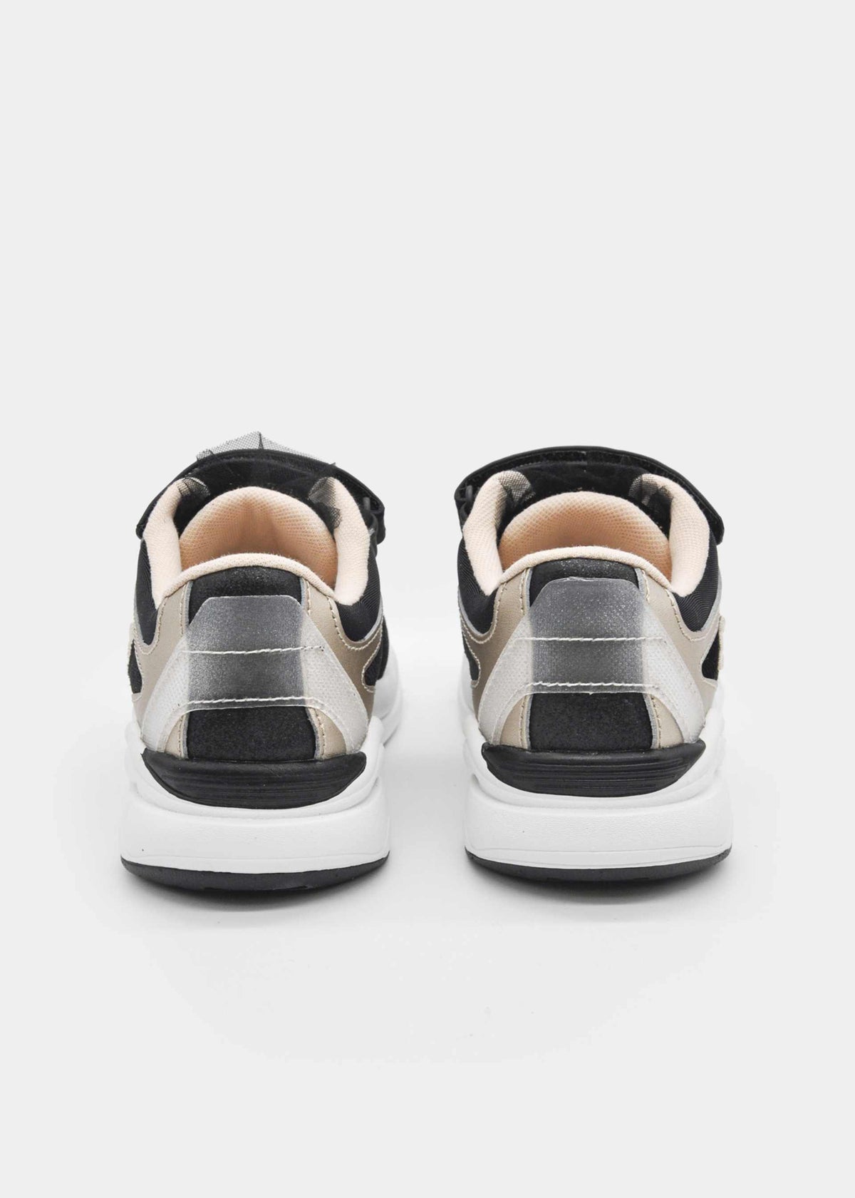 Girl flower trainers