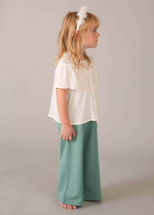 Mädchen-Bluse aus Guipure-Spitze