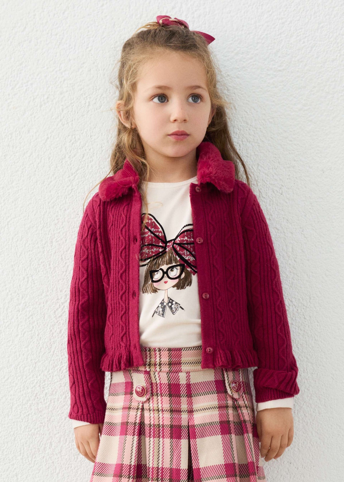 Strickjacke für Mädchen mit Fellkragen
