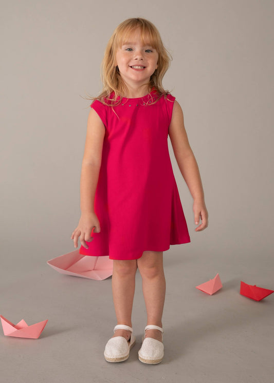 Mädchenkleid mit Schlitz