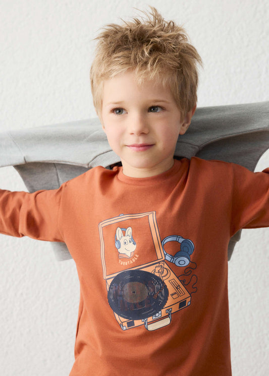 Interactive T-shirt for boys