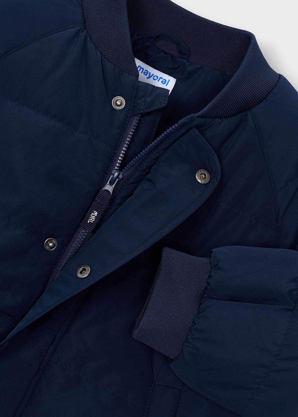 Leichte Jungenjacke