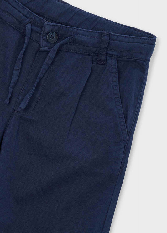 Locker geschnittene Leinenhose für Jungen