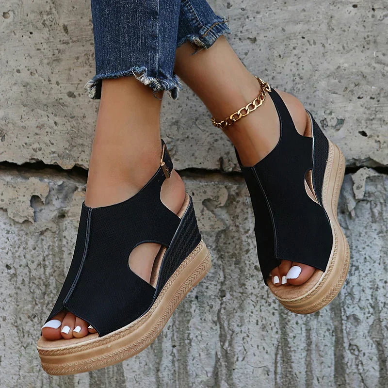 Damen-Plateausandalen mit Schnalle