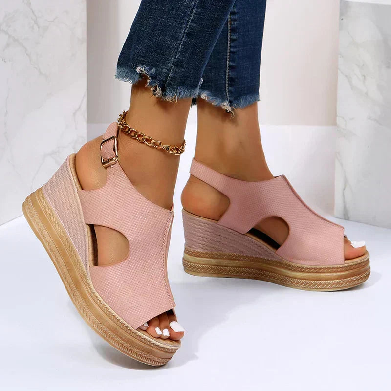 Damen-Plateausandalen mit Schnalle