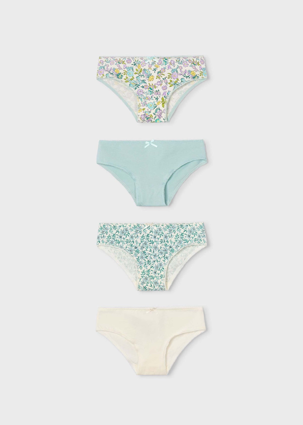 Set of 4 girls' knickers